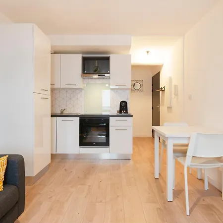 Le Parfait De Jean Lamour - Avec Parking Prive Appartement *